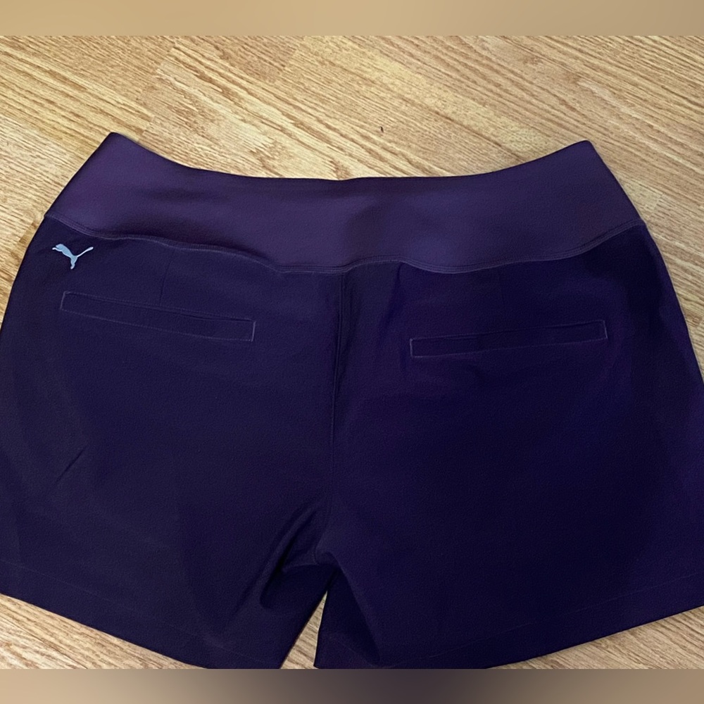 Puma Golf Pwrshape shorts women’s size L